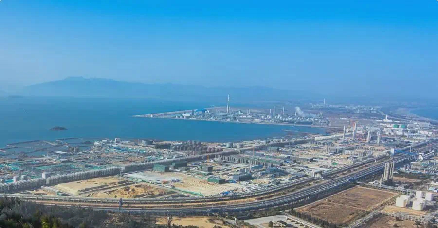 天辰公司簽署福建中沙石化數字化交付管理與實施服務合同